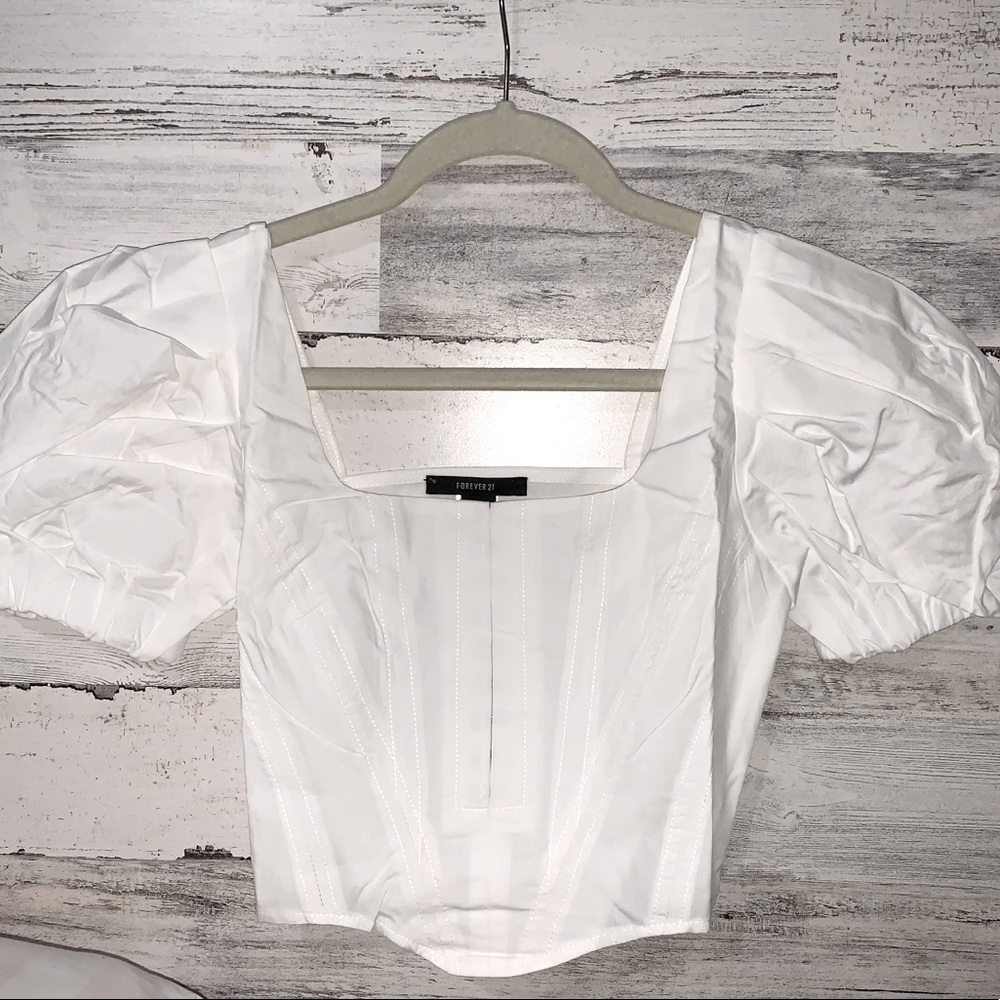 Puff-Sleeve Crop Top